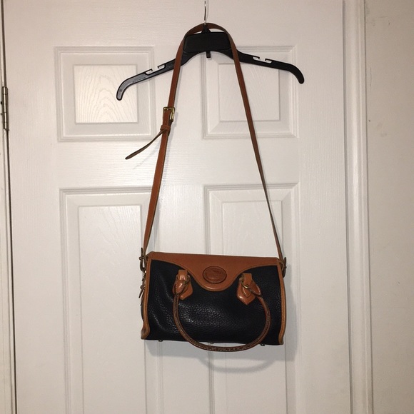 Dooney & Bourke satchel/crossbody - Picture 8 of 8